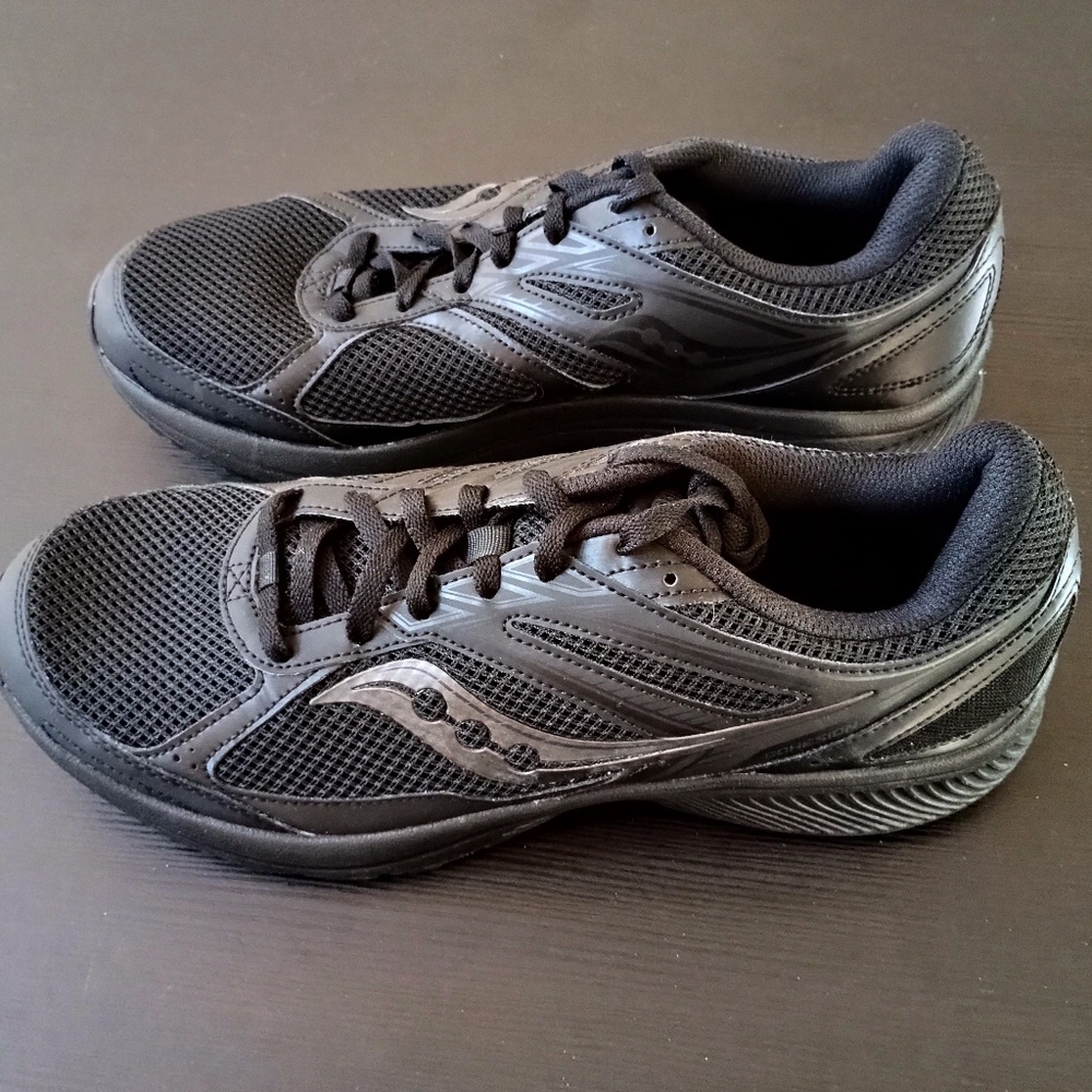 Saucony Men's Cohesion 14 Road Running Shoe, Black/Black, 11.5